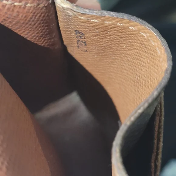 Louis Vuitton Monogram Etui Cigarette/Lip Stick/Accessory case Case - Picture 10 of 11